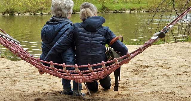 Gesellschaft leisten